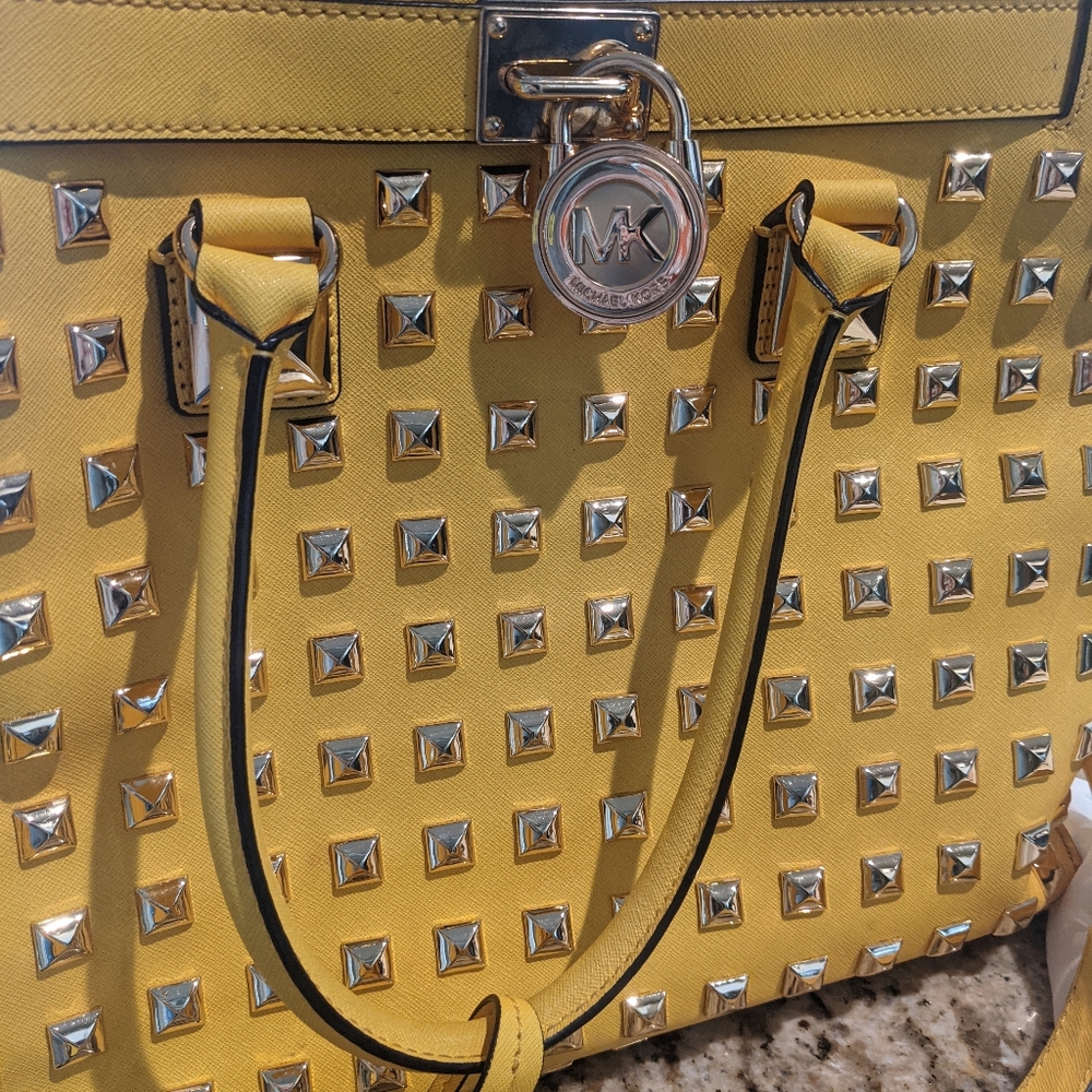Michael Kors vintage studded handbag - Picture 3 of 4